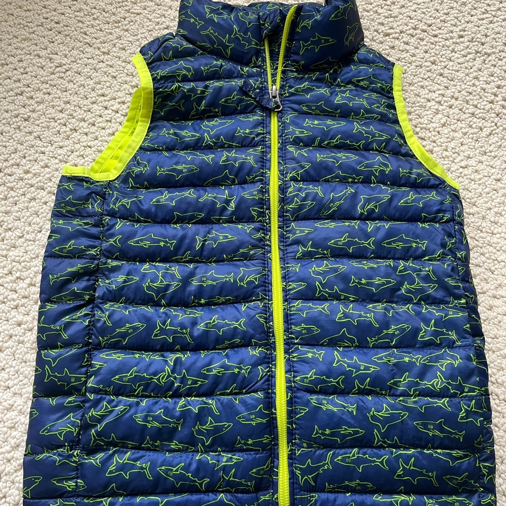 Like new lightweight packable puffer vest. Sharks! Size small